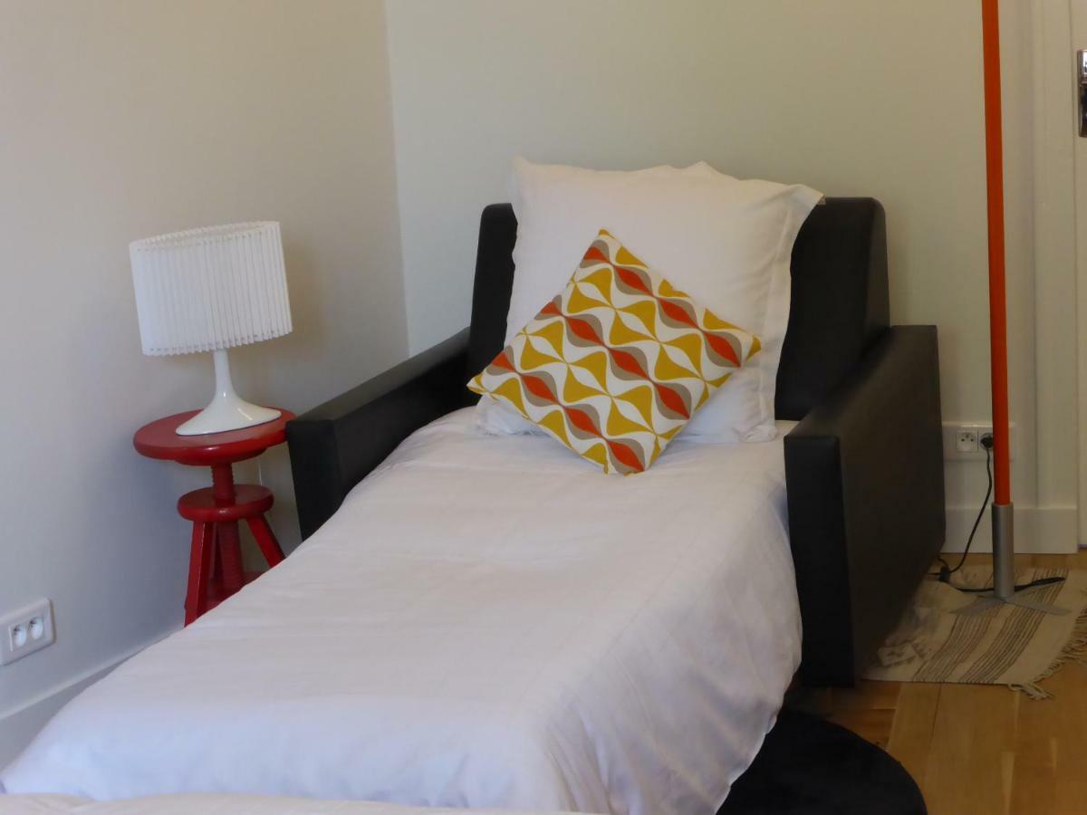 Une Chambre A Neuilly Guest House Екстериор снимка